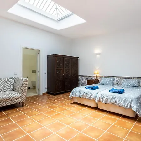 Superb Carvoeiro Alegria Do Sul 7 Bedrooms Pool&sun Terrace Villa