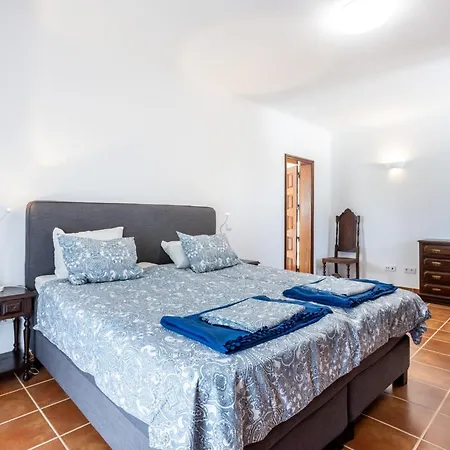 Superb Carvoeiro Alegria Do Sul 7 Bedrooms Pool & Sun Terrace Porches (Algarve)