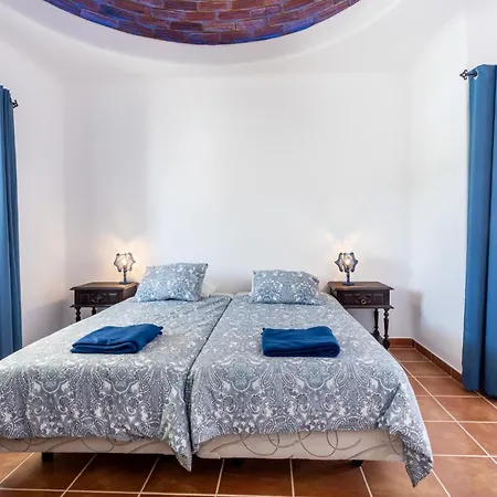 Superb Carvoeiro Alegria Do Sul 7 Bedrooms Pool&sun Terrace Villa