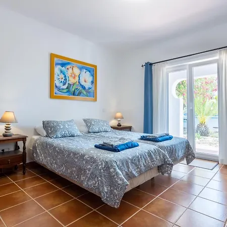 Superb Carvoeiro Alegria Do Sul 7 Bedrooms Pool & Sun Terrace Villa Porches (Algarve)