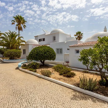 Superb Carvoeiro Alegria Do Sul 7 Bedrooms Pool & Sun Terrace Villa