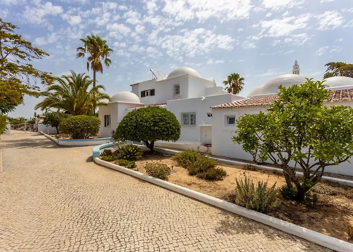 Superb Carvoeiro Alegria Do Sul 7 Bedrooms Pool & Sun Terrace فيلة
